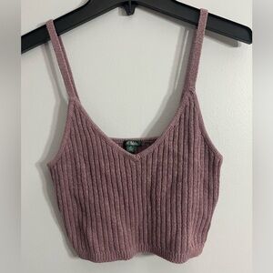 Wild Fable size medium knit ribbed crop tank top adjustable straps in purple